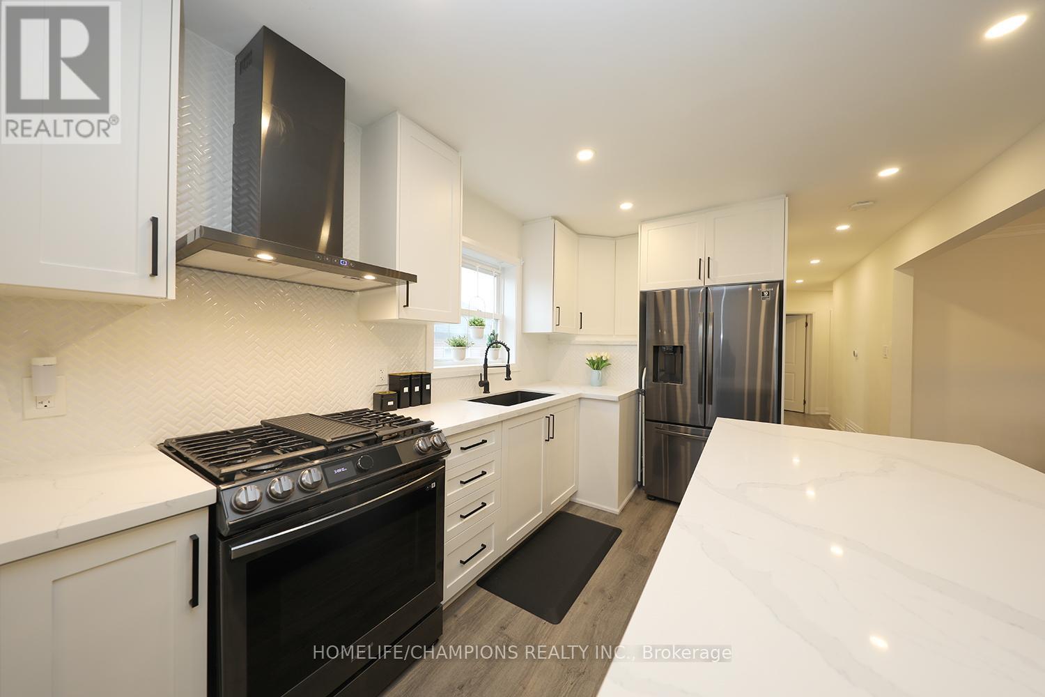 50 Fraserton Crescent, Toronto, Ontario  M1J 1S8 - Photo 5 - E12914414