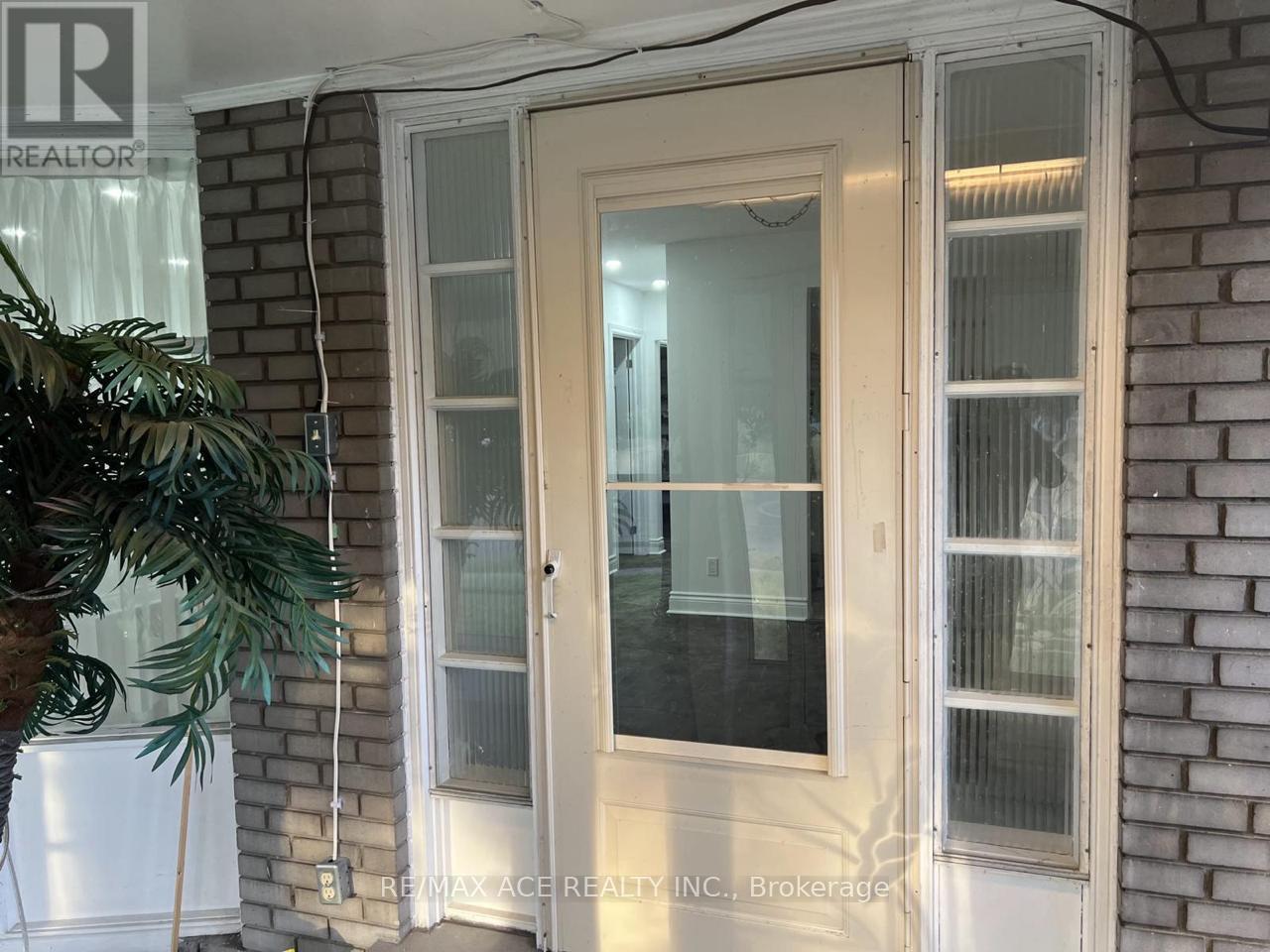 365 Bellamy Road N, Toronto (Woburn), Ontario  M1H 1G1 - Photo 18 - E12914442