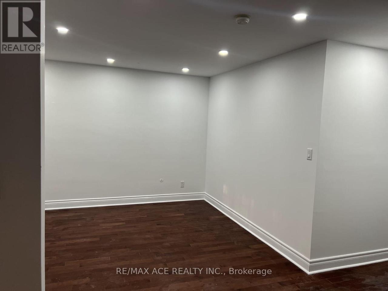 365 Bellamy Road N, Toronto (Woburn), Ontario  M1H 1G1 - Photo 20 - E12914442