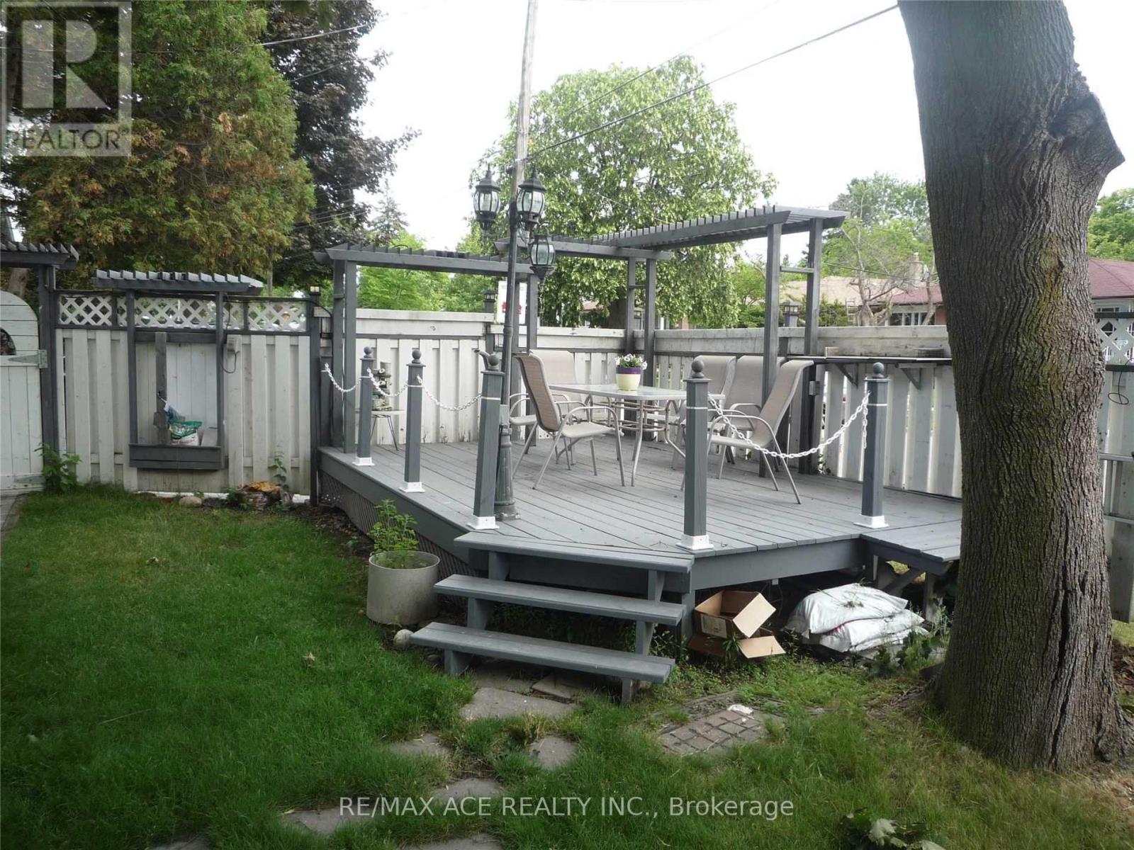 365 Bellamy Road N, Toronto (Woburn), Ontario  M1H 1G1 - Photo 5 - E12914442