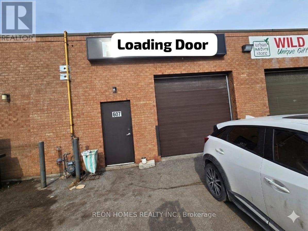 607 Kingston Road, Pickering, Ontario  L1V 3N7 - Photo 3 - E12914466