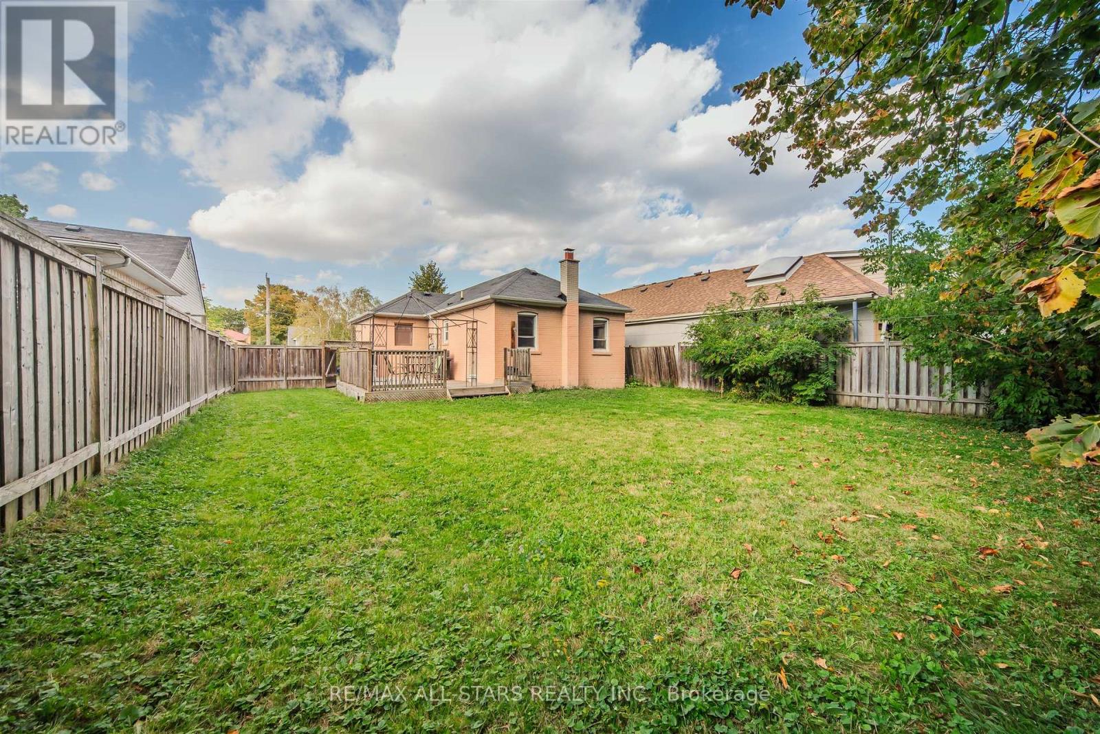 27 Martindale Road, Toronto, Ontario  M1M 2B8 - Photo 26 - E12914468