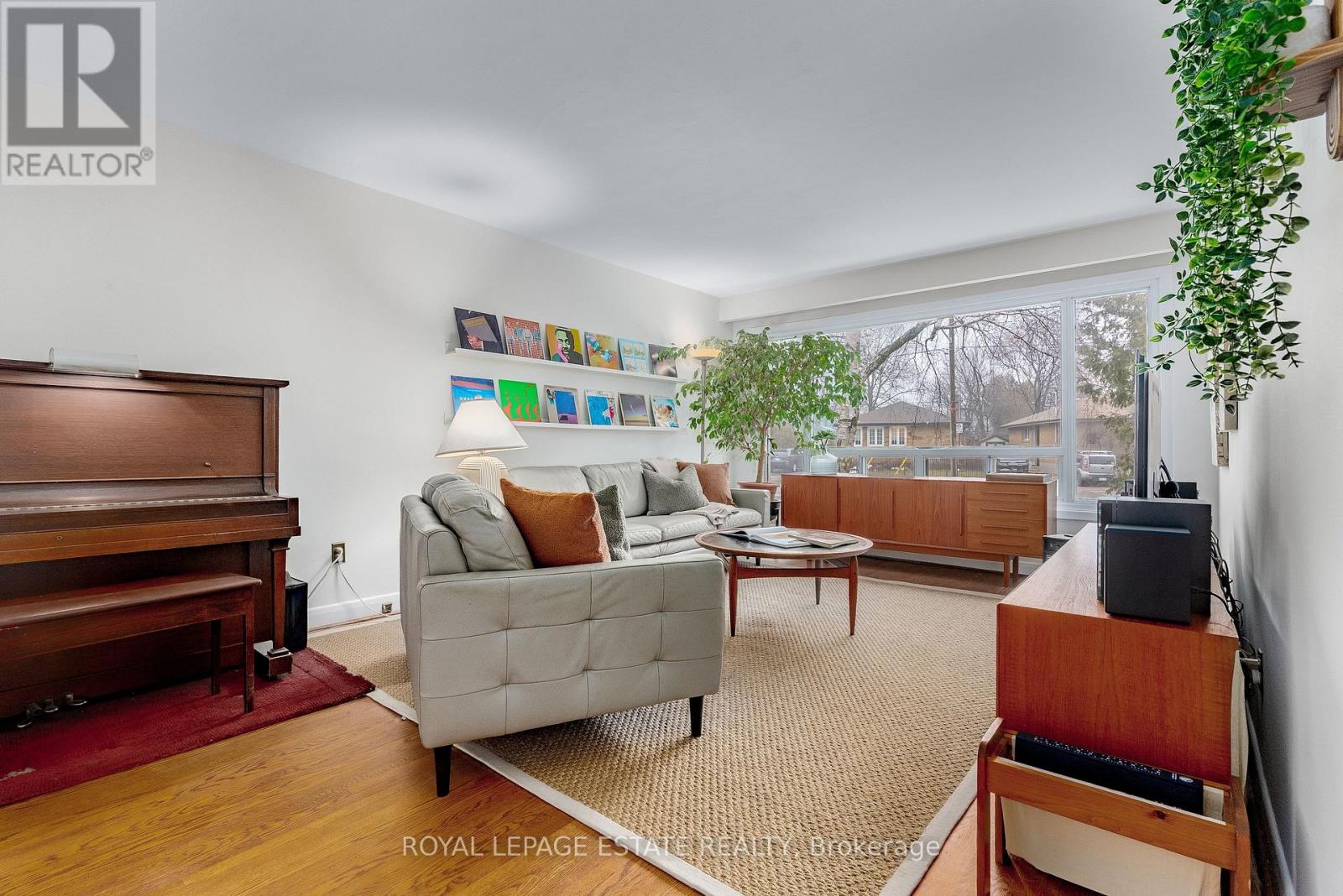 11 Garrick Road, Toronto, Ontario  M1M 1S6 - Photo 6 - E12914508