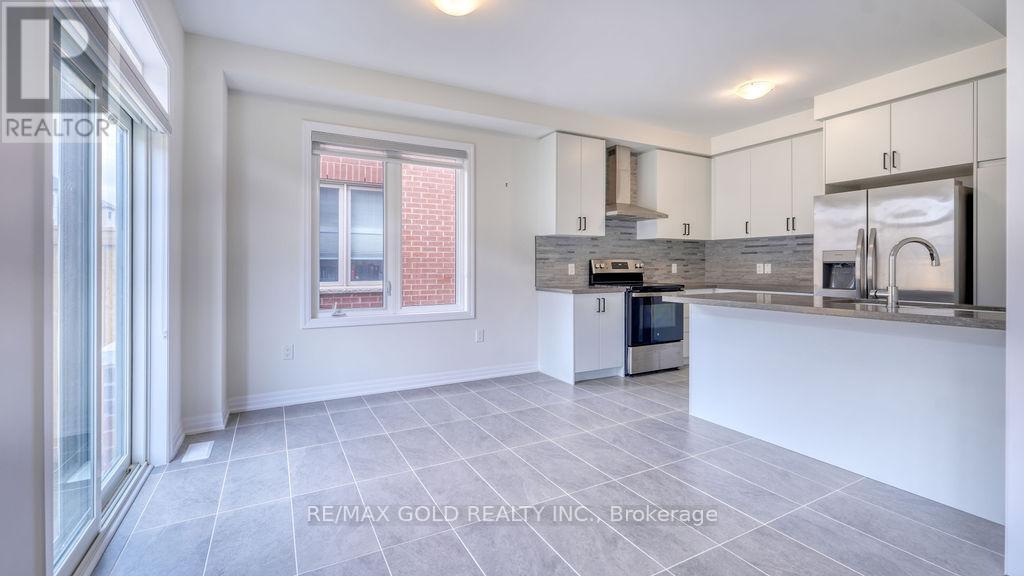 74 Northrop Avenue, Clarington, Ontario  L1B 1G9 - Photo 13 - E12914510