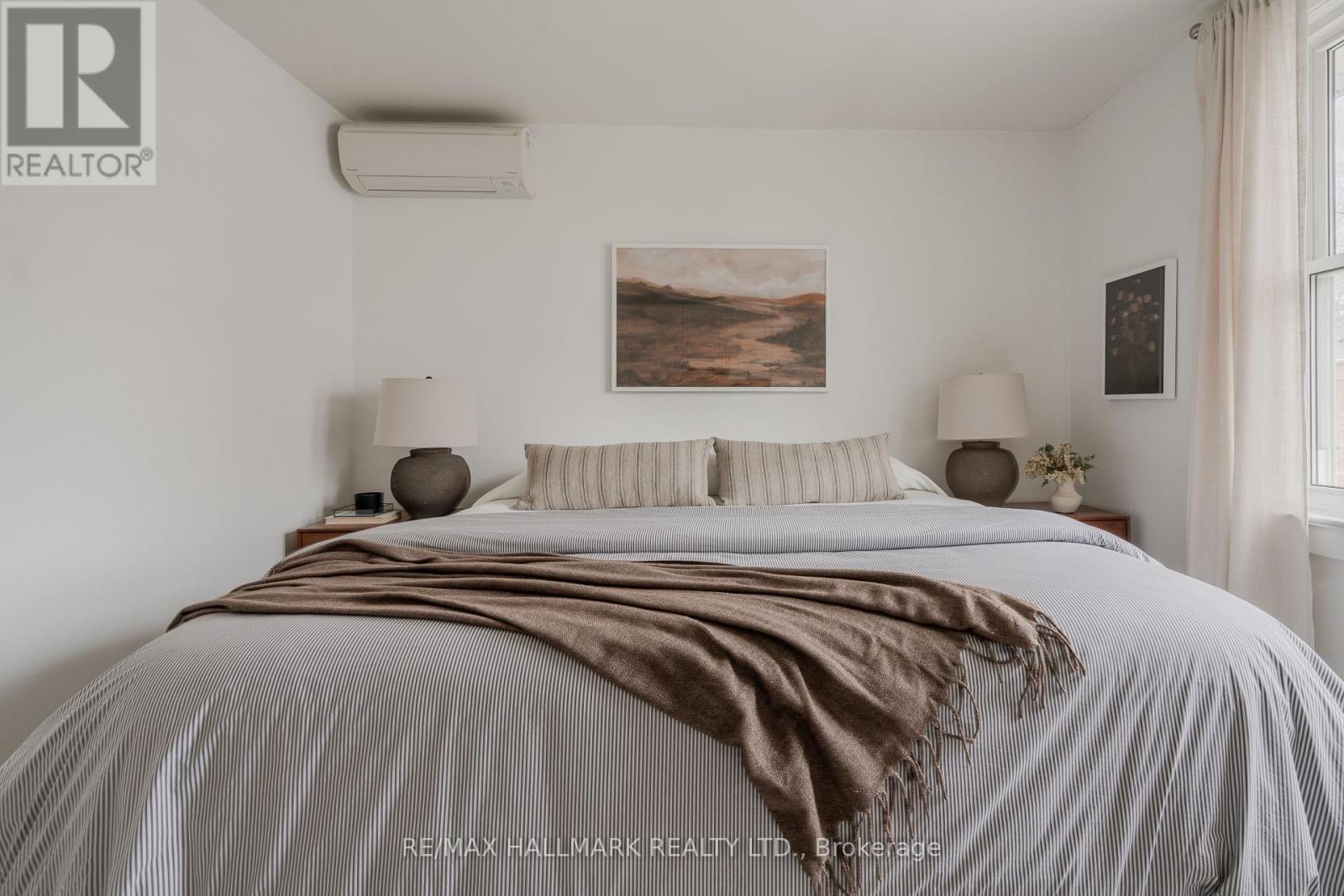 27 Maughan Crescent, Toronto (Woodbine Corridor), Ontario  M4L 3E4 - Photo 25 - E12914288