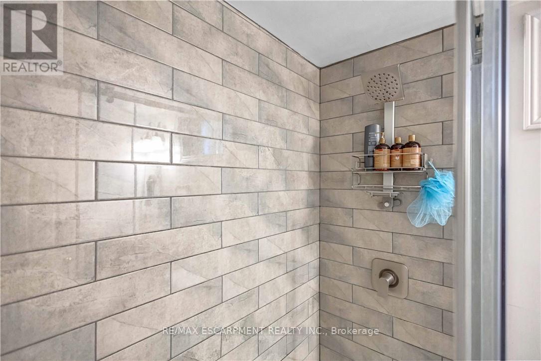 16 Jessica Street, Hamilton (Chappel), Ontario  L8W 4A3 - Photo 36 - X12911716