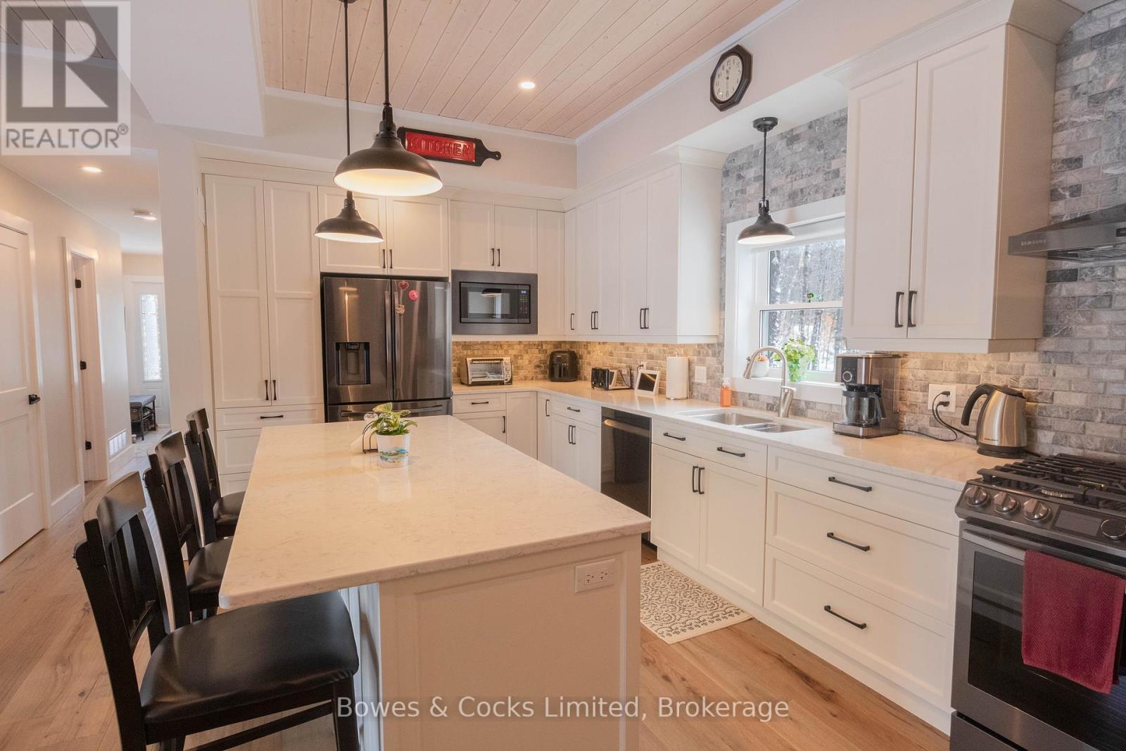 144 Blue Heron Lane, North Kawartha, Ontario  K0L 1A0 - Photo 17 - X12910896