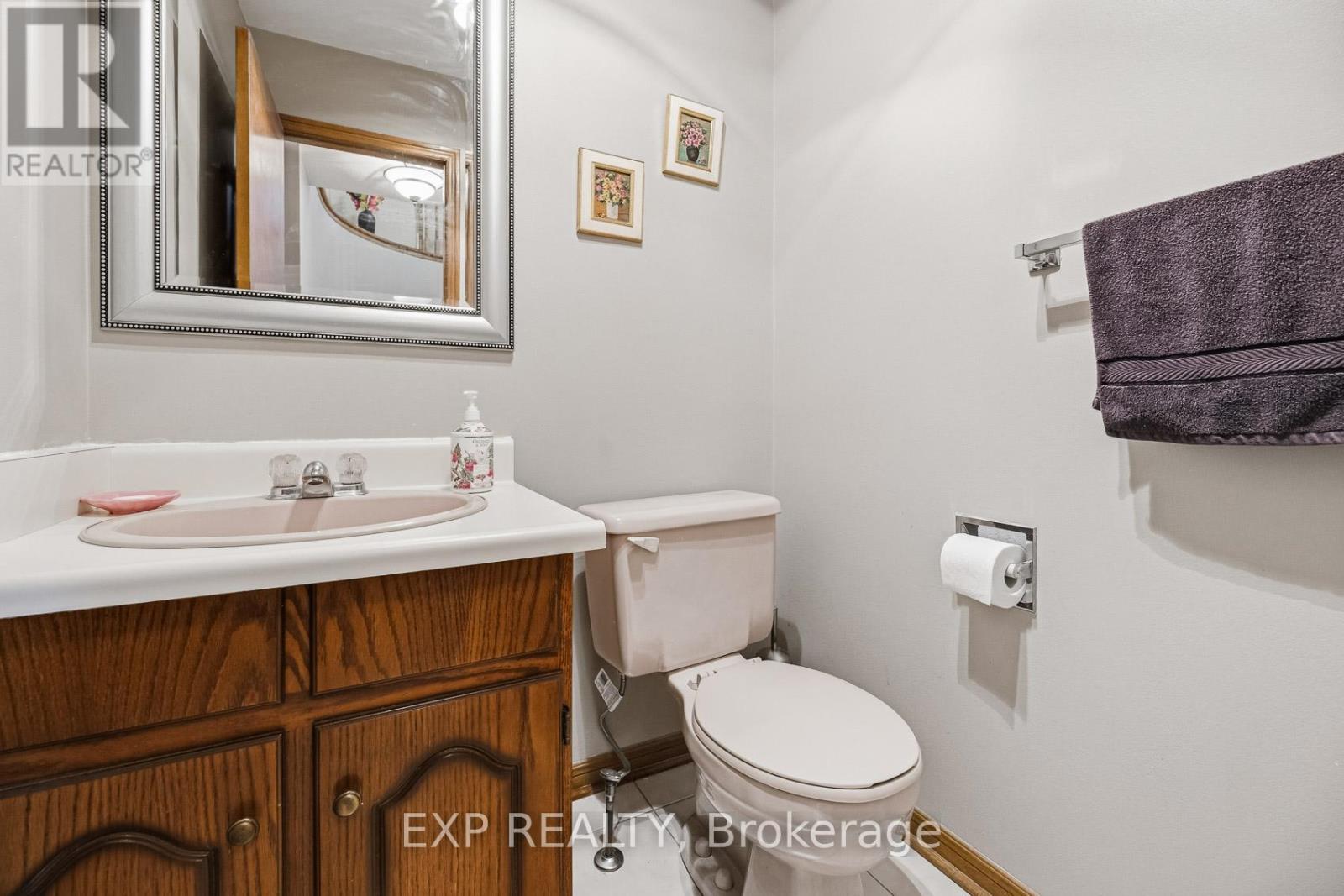 81 Southgate Crescent, Richmond Hill, Ontario  L4B 2E7 - Photo 16 - N12914434