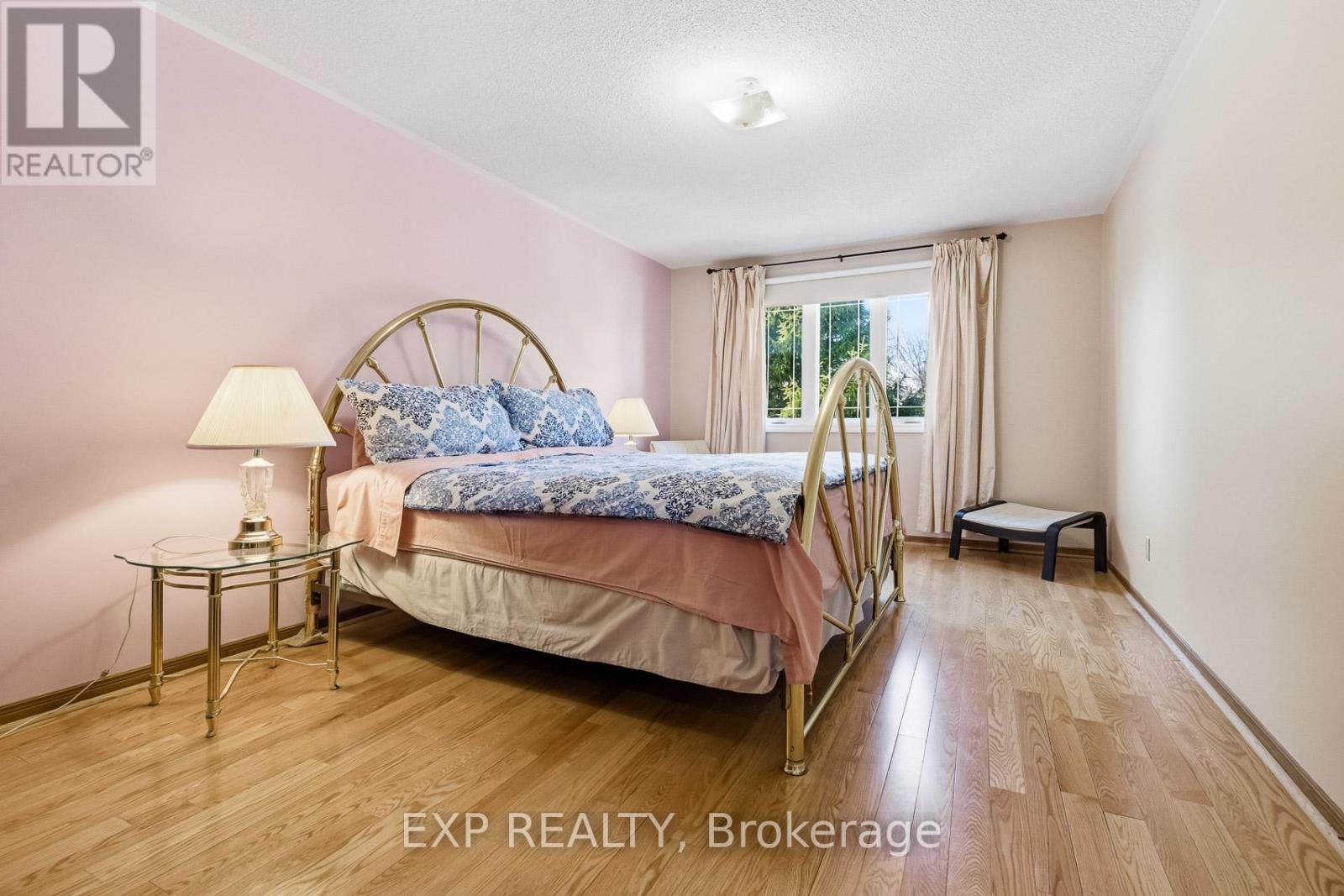 81 Southgate Crescent, Richmond Hill, Ontario  L4B 2E7 - Photo 21 - N12914434