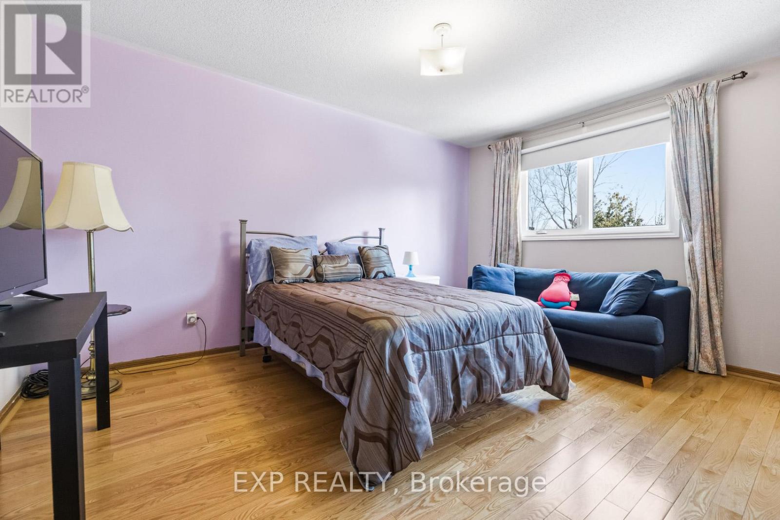 81 Southgate Crescent, Richmond Hill, Ontario  L4B 2E7 - Photo 24 - N12914434