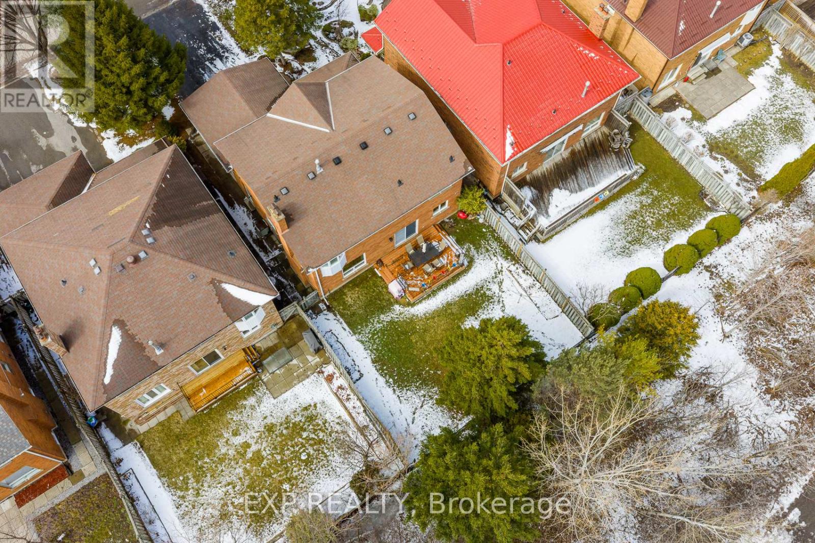 81 Southgate Crescent, Richmond Hill, Ontario  L4B 2E7 - Photo 38 - N12914434