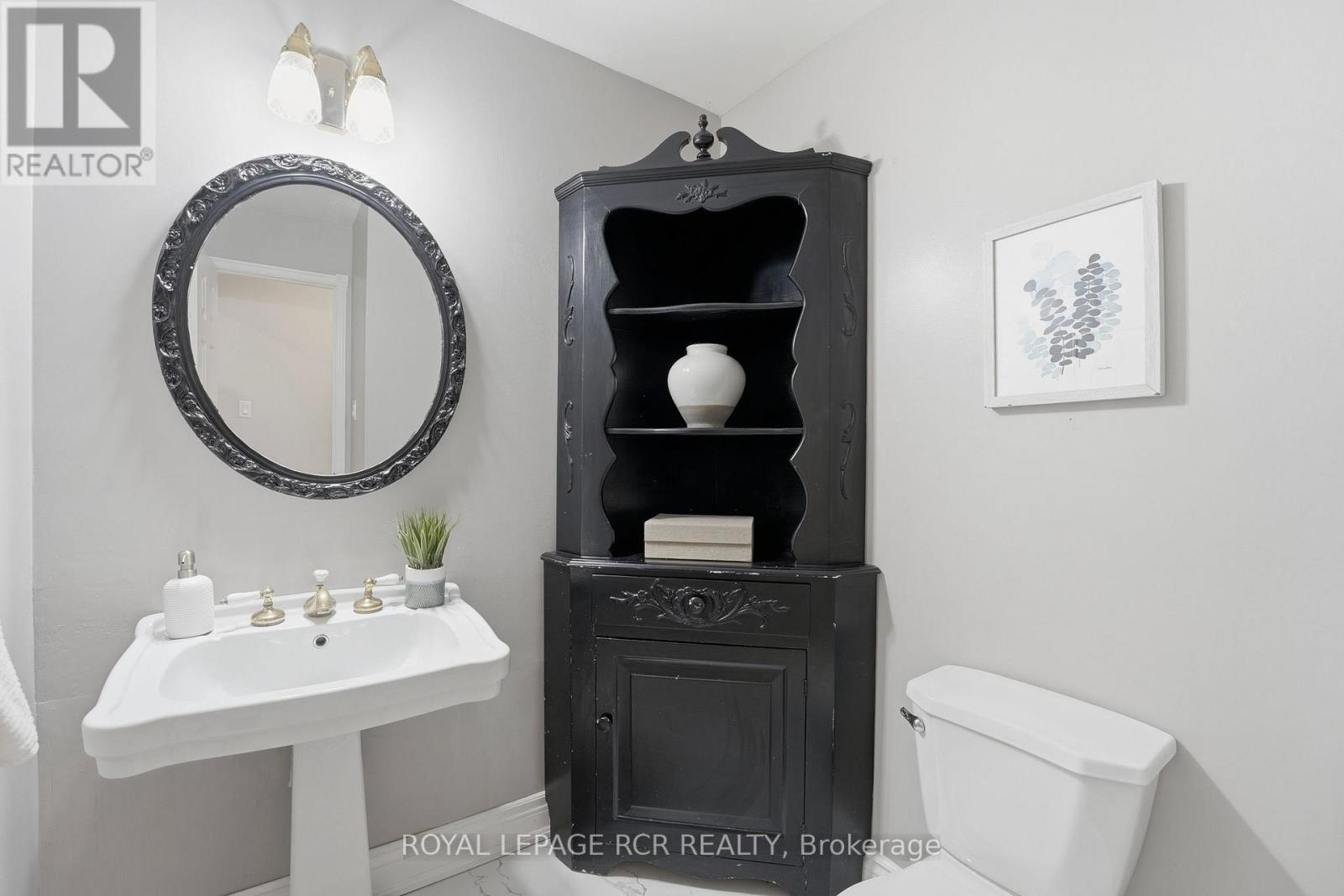 2 Meyer Circle, Markham, Ontario  L3P 4C2 - Photo 19 - N12914452