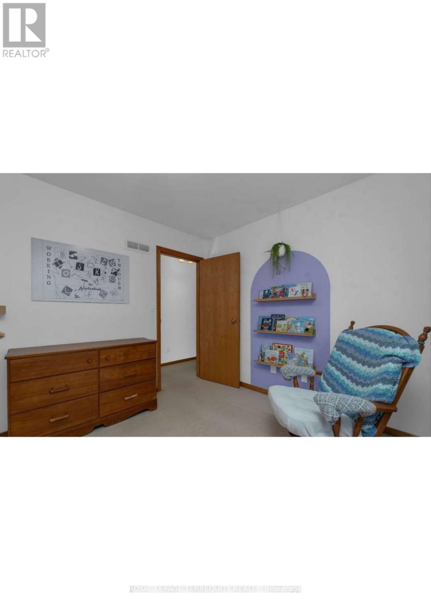 2668 Mcdonald Road, Springwater, Ontario  L0L 1P0 - Photo 24 - S12914386