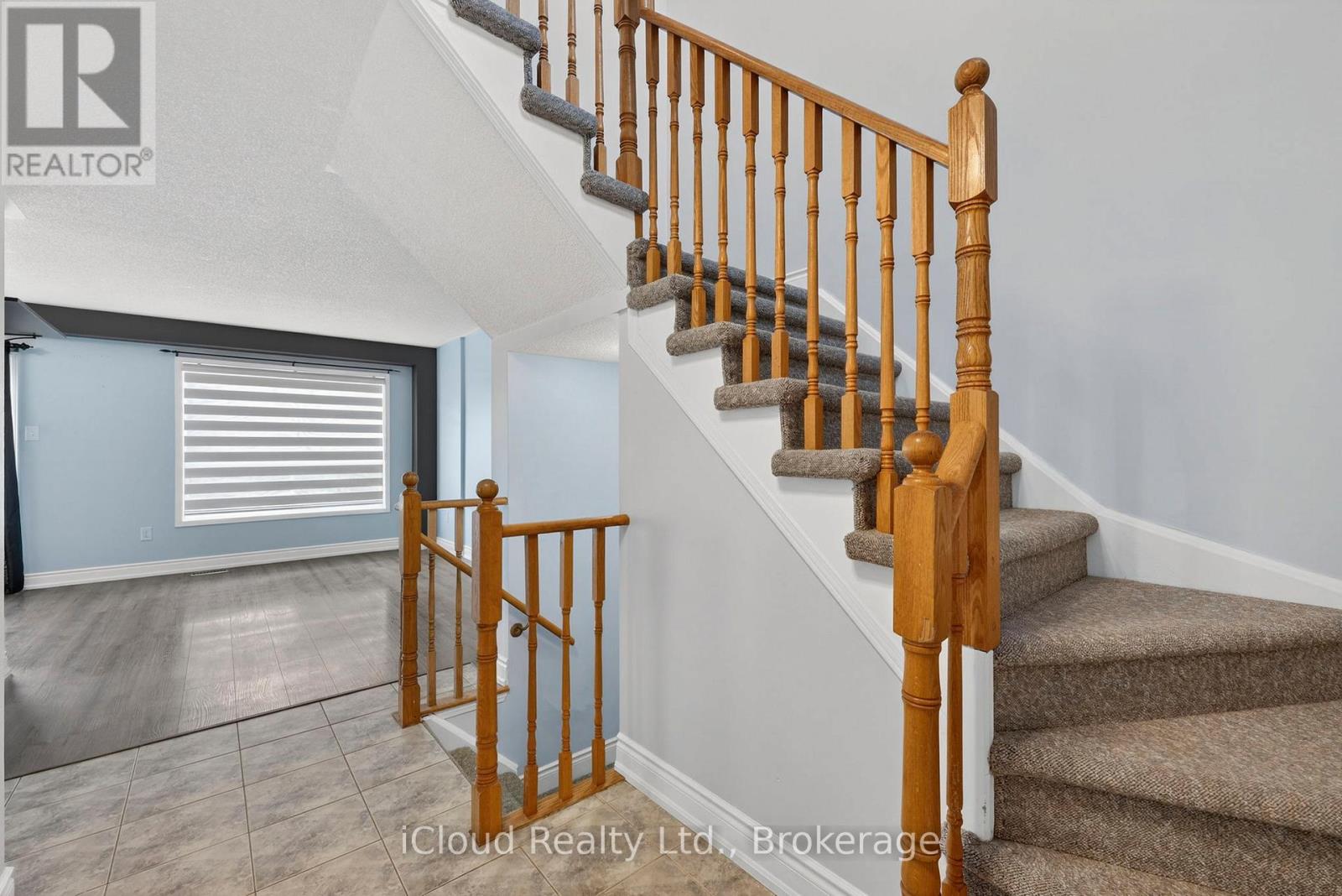 152 Pickett Crescent, Barrie (Painswick North), Ontario  L4N 8C2 - Photo 6 - S12914470