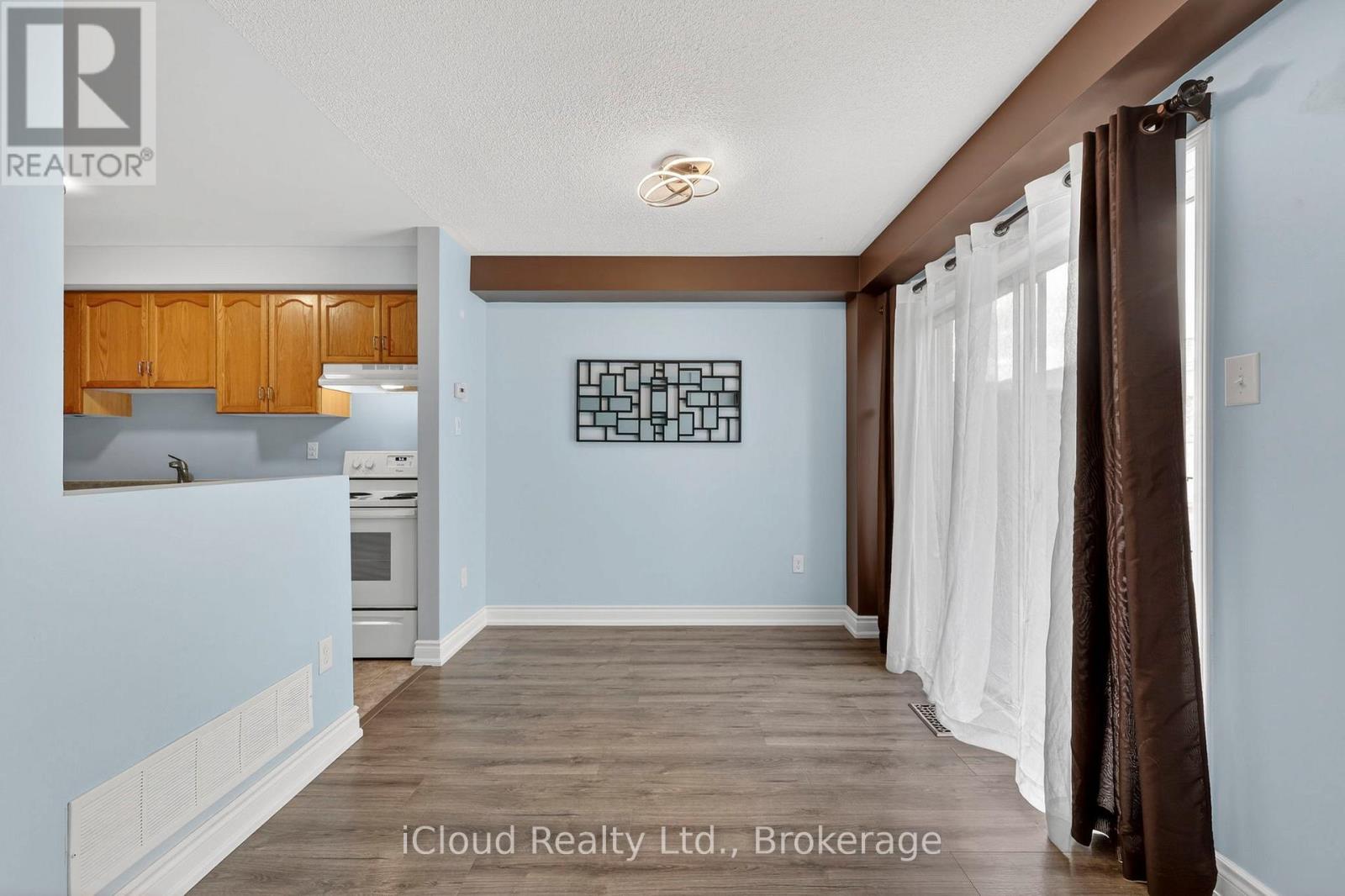 152 Pickett Crescent, Barrie (Painswick North), Ontario  L4N 8C2 - Photo 8 - S12914470