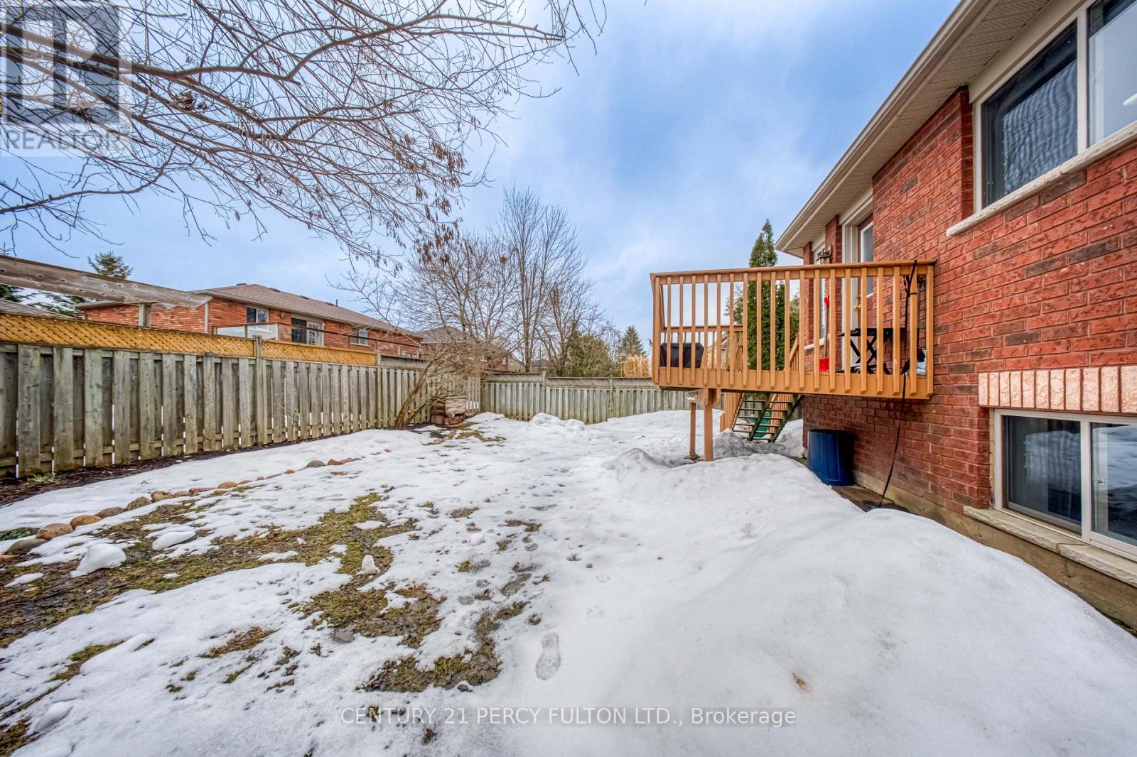 25 Crompton Drive, Barrie (Little Lake), Ontario  L4M 6N1 - Photo 32 - S12914524