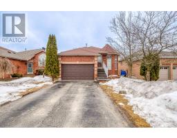 25 CROMPTON DRIVE, Barrie, Ontario