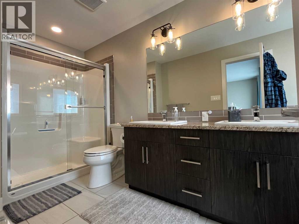 642 Moonlight Lane W, Lethbridge, Alberta  T1J 5M7 - Photo 20 - A2288496