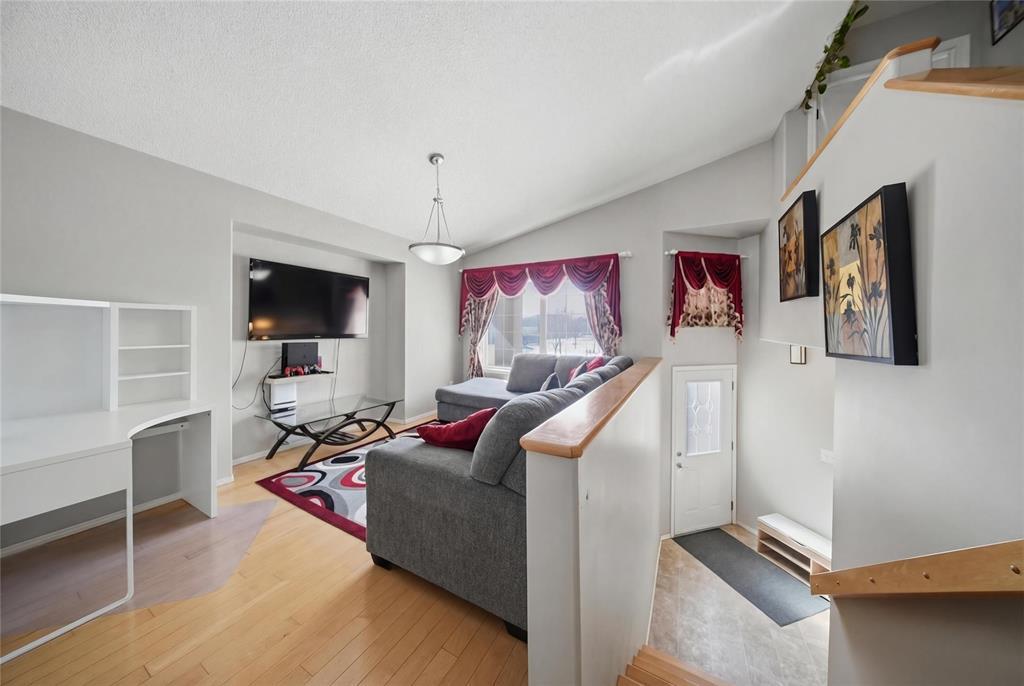 151 Mosselle Drive, Winnipeg, Manitoba  R2P 1N6 - Photo 8 - 202605296