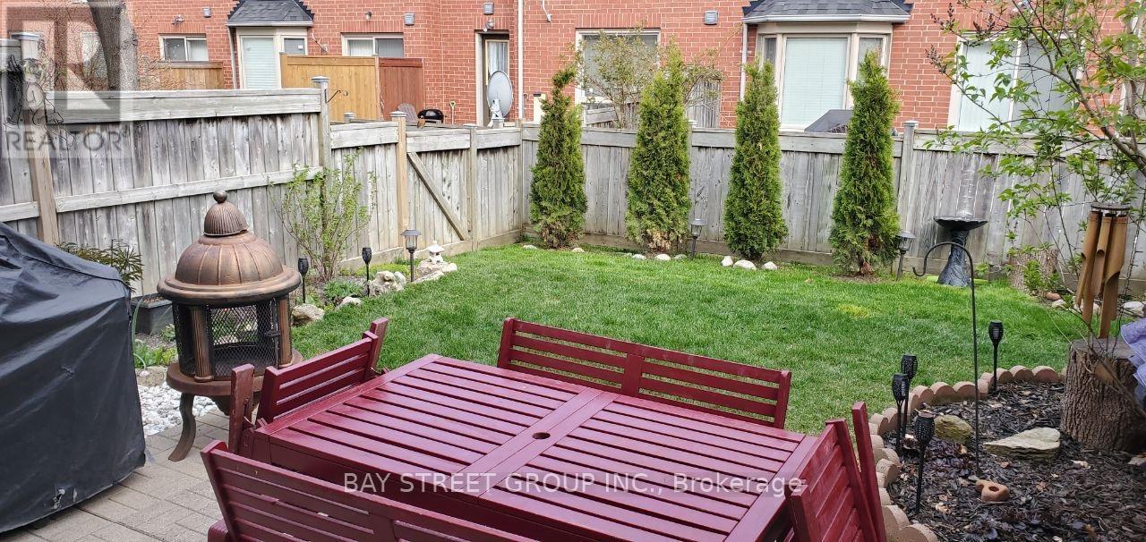 11 - 5223 Fairford Crescent, Mississauga, Ontario  L5V 2M6 - Photo 11 - W12914460