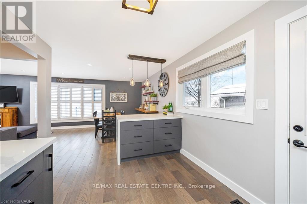 390 Woodward Avenue, Milton, Ontario  L9T 1V4 - Photo 18 - W12914476