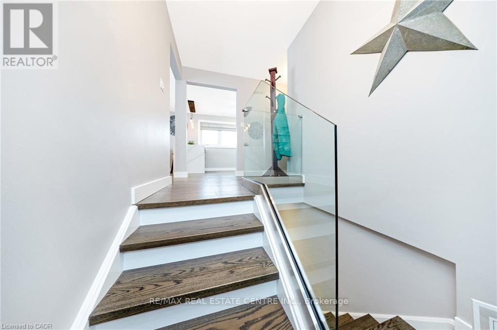 390 Woodward Avenue, Milton, Ontario  L9T 1V4 - Photo 7 - W12914476