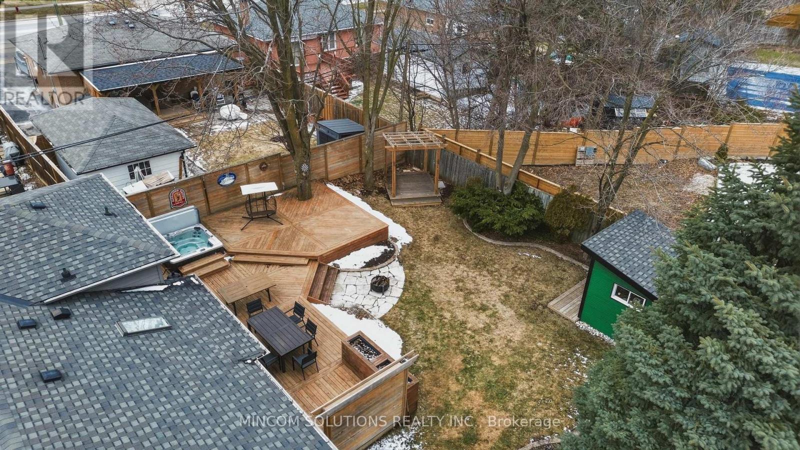 5 Rosefield Drive, Halton Hills, Ontario  L7G 4R2 - Photo 6 - W12914502