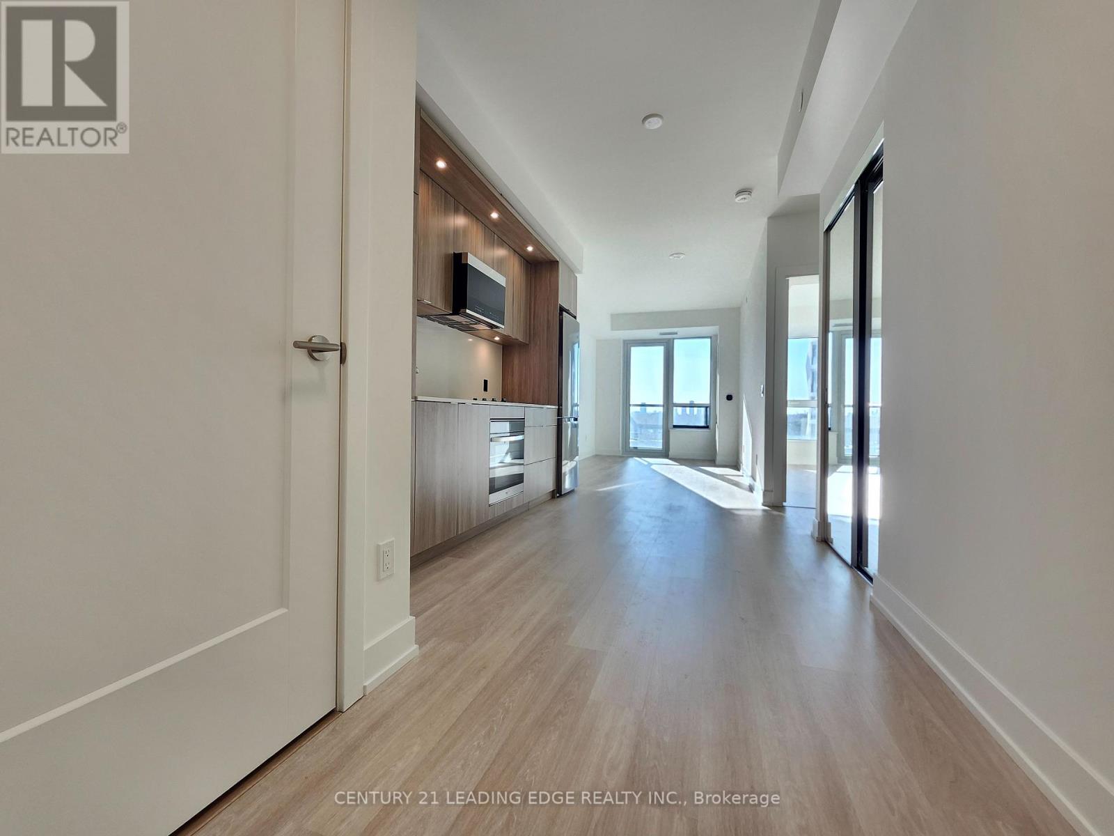 909 - 60 Central Park Road Way, Toronto (Islington-City Centre West), Ontario  M9A 0E6 - Photo 6 - W12914550