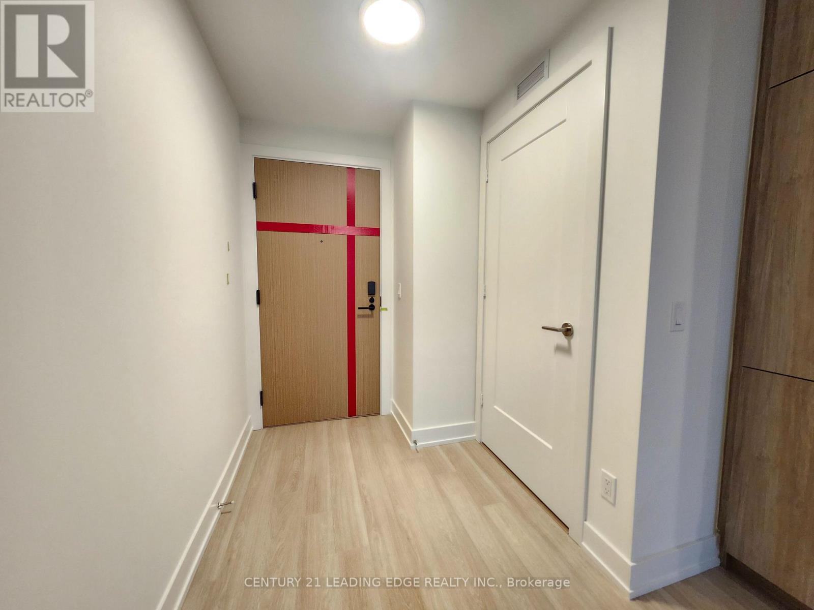 909 - 60 Central Park Road Way, Toronto (Islington-City Centre West), Ontario  M9A 0E6 - Photo 8 - W12914550