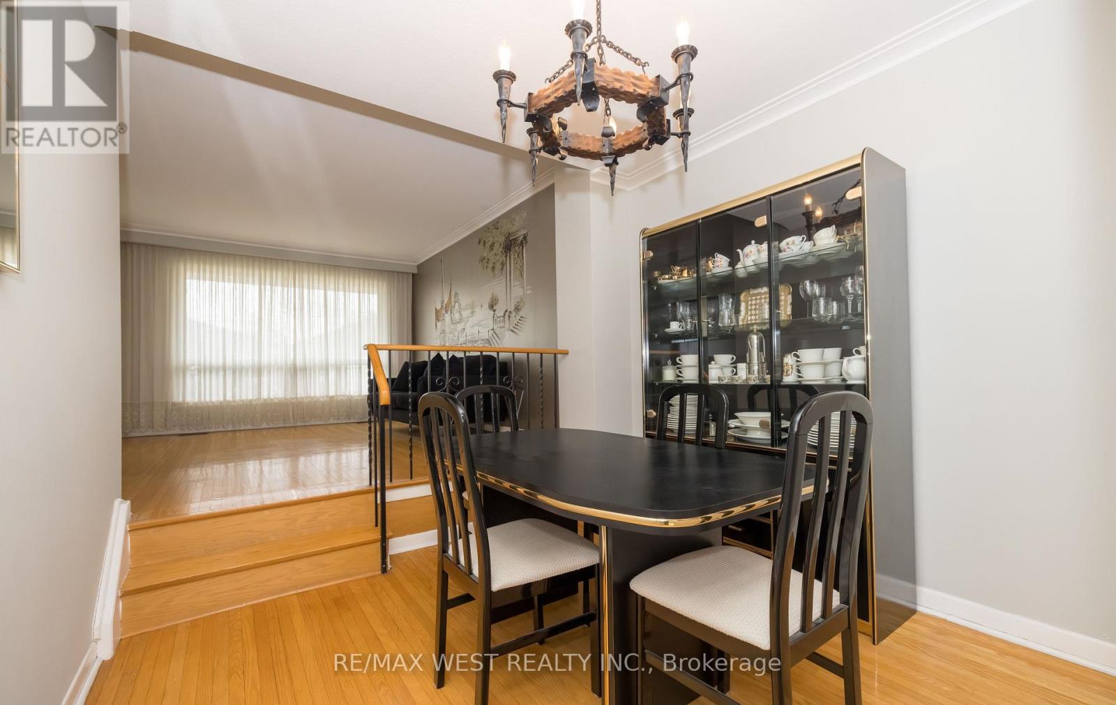 61 Stilecroft Drive, Toronto, Ontario  M3J 1A6 - Photo 15 - W12914552