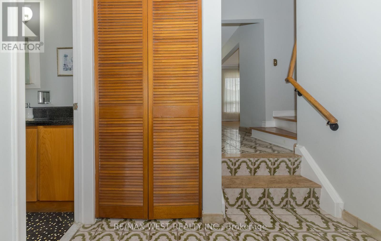 61 Stilecroft Drive, Toronto, Ontario  M3J 1A6 - Photo 20 - W12914552