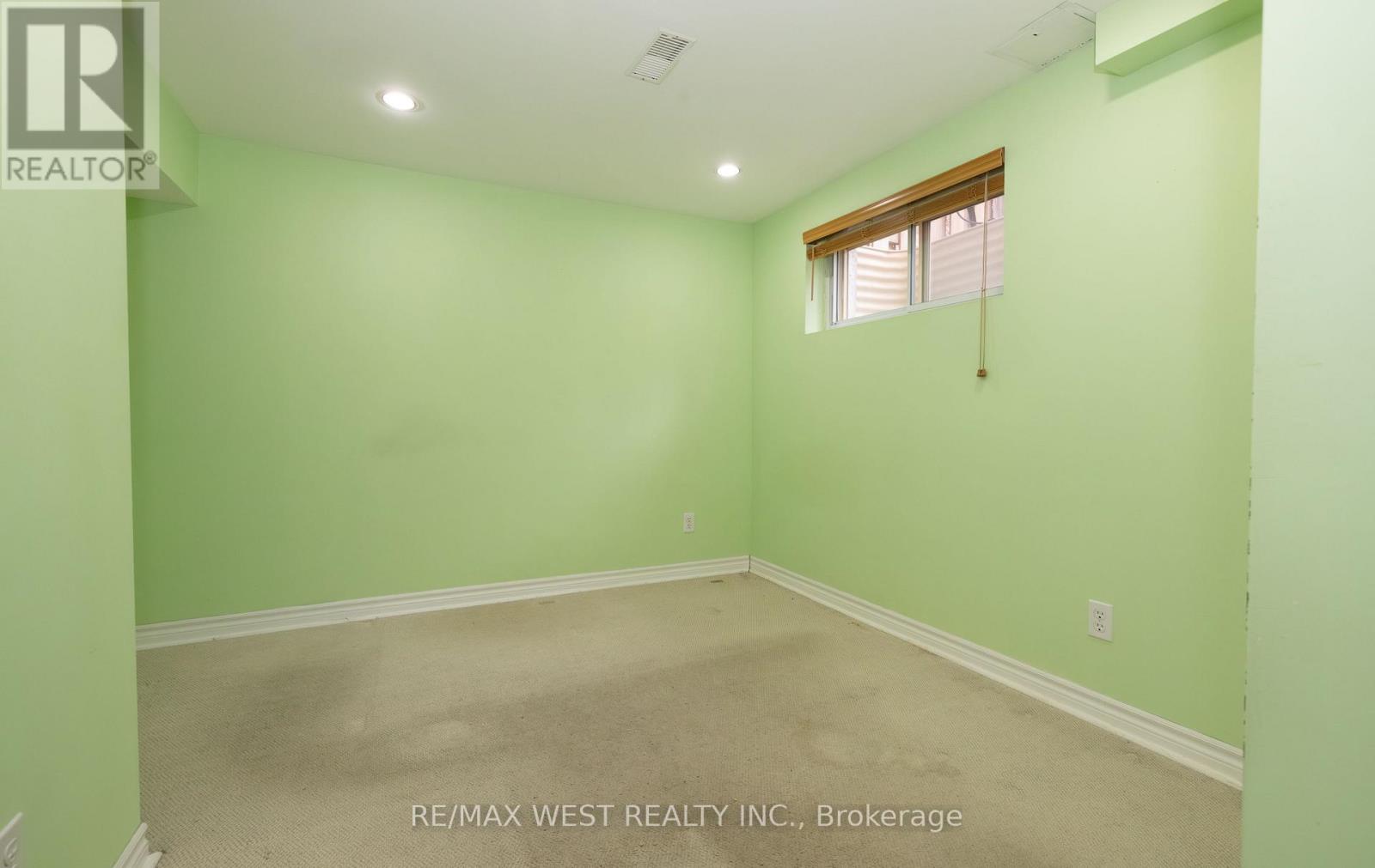 61 Stilecroft Drive, Toronto, Ontario  M3J 1A6 - Photo 40 - W12914552