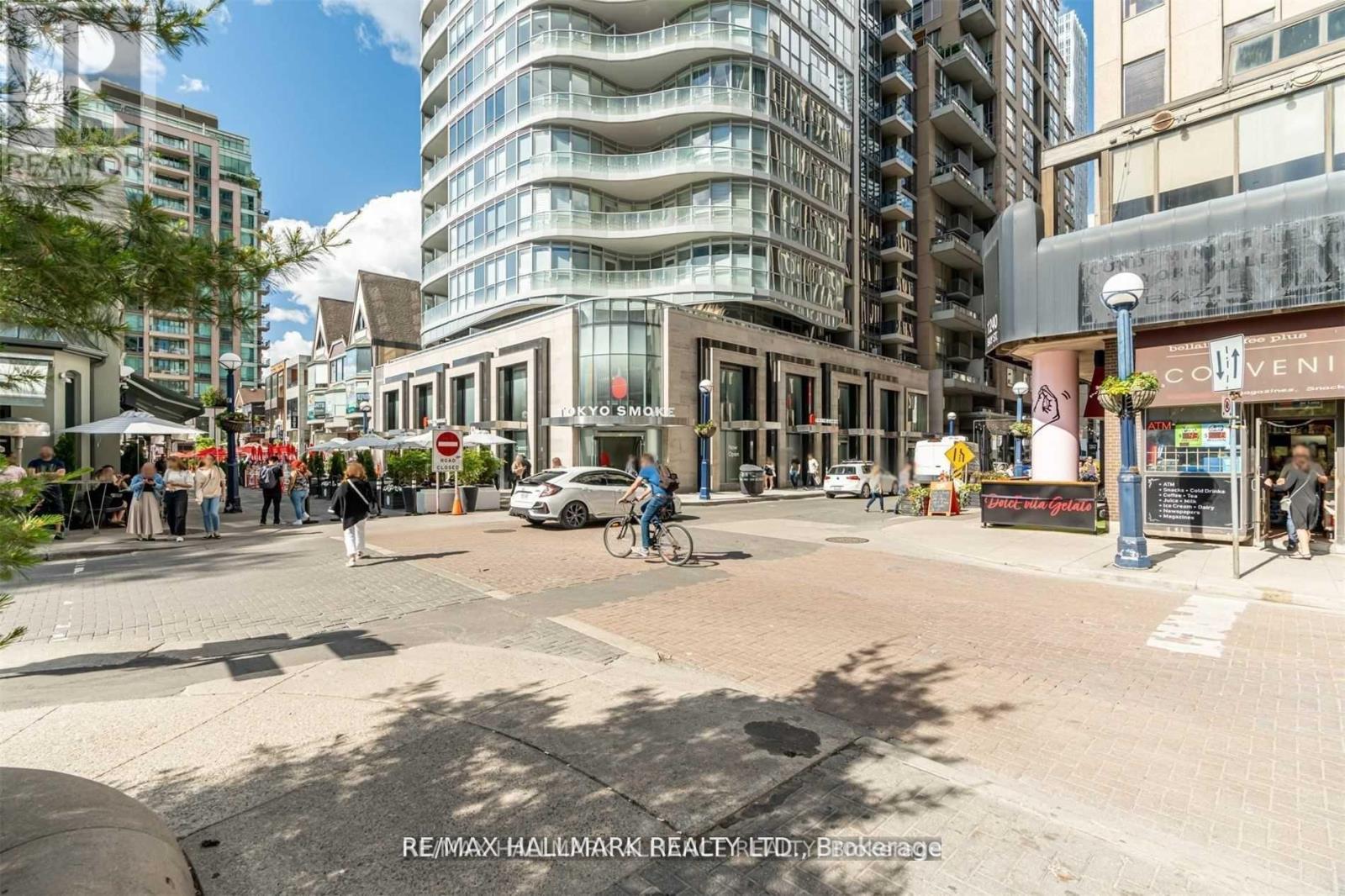 2001 - 88 Cumberland Street, Toronto (Annex), Ontario  M5R 1A3 - Photo 35 - C12764734