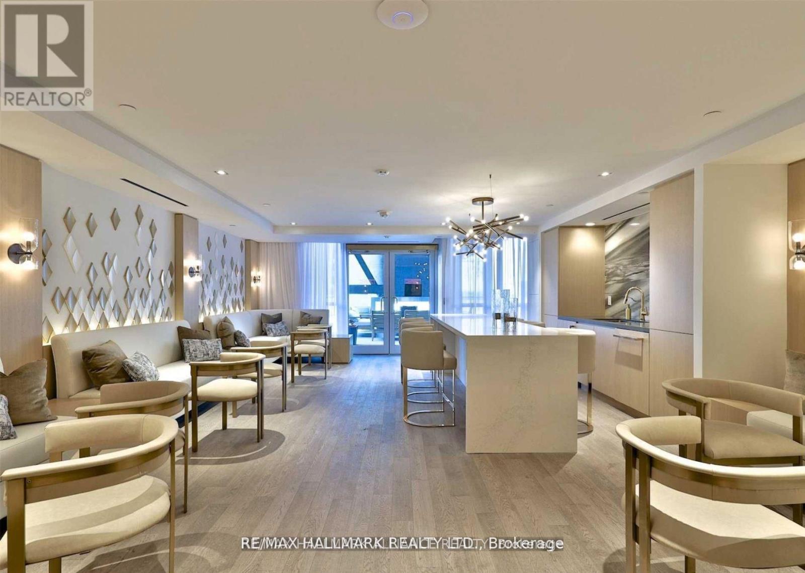 2001 - 88 Cumberland Street, Toronto (Annex), Ontario  M5R 1A3 - Photo 28 - C12764734