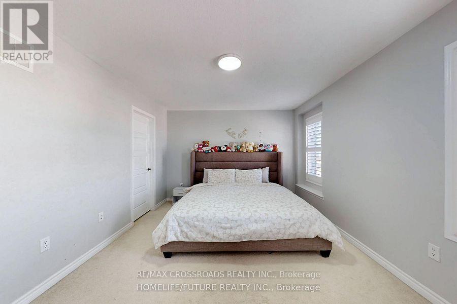 239 Netherby Lane, Kitchener, Ontario  N2R 0L9 - Photo 29 - X12914388