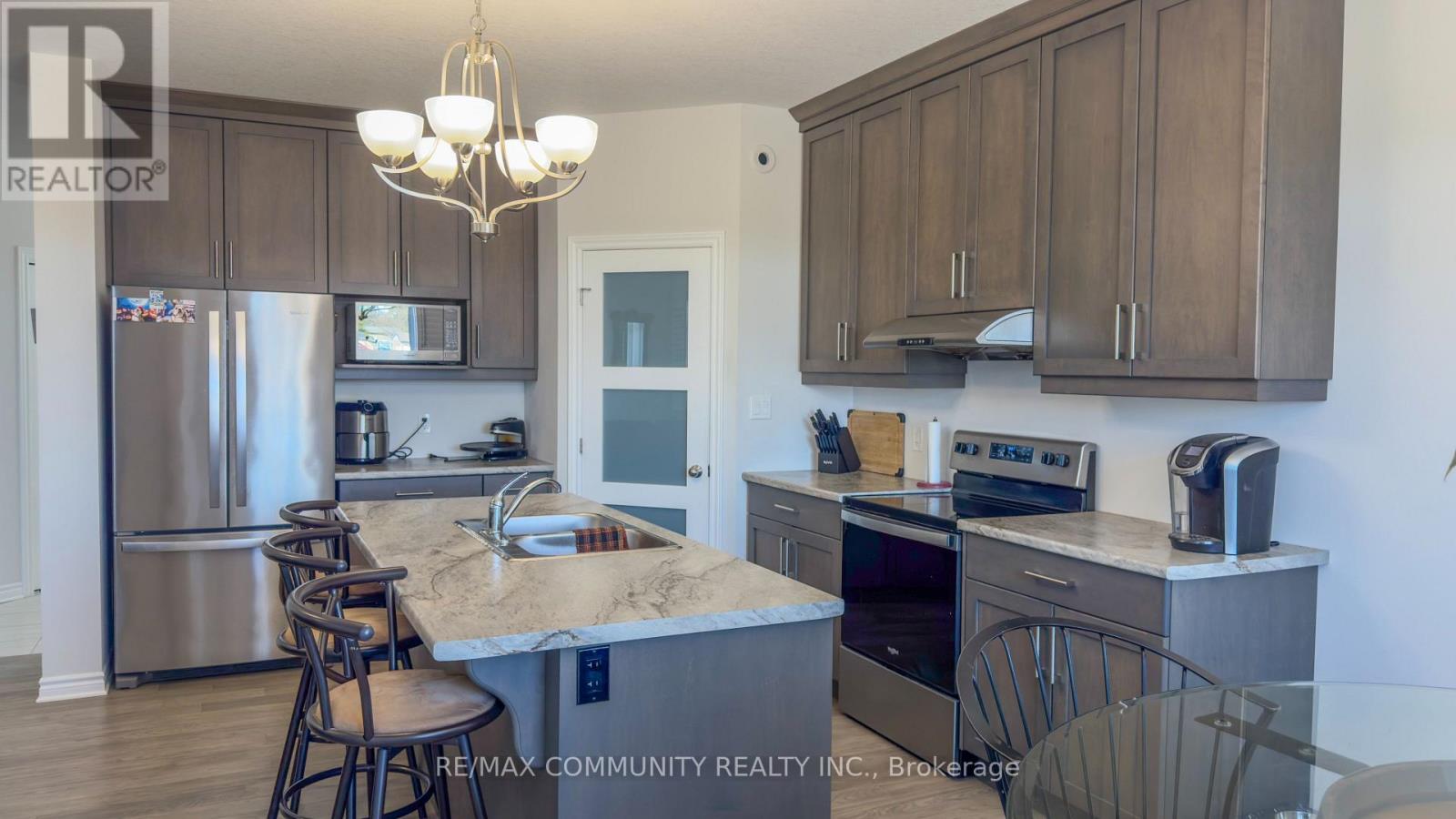 3 Oxford Terrace, St. Thomas, Ontario  N5R 0B5 - Photo 7 - X12914392