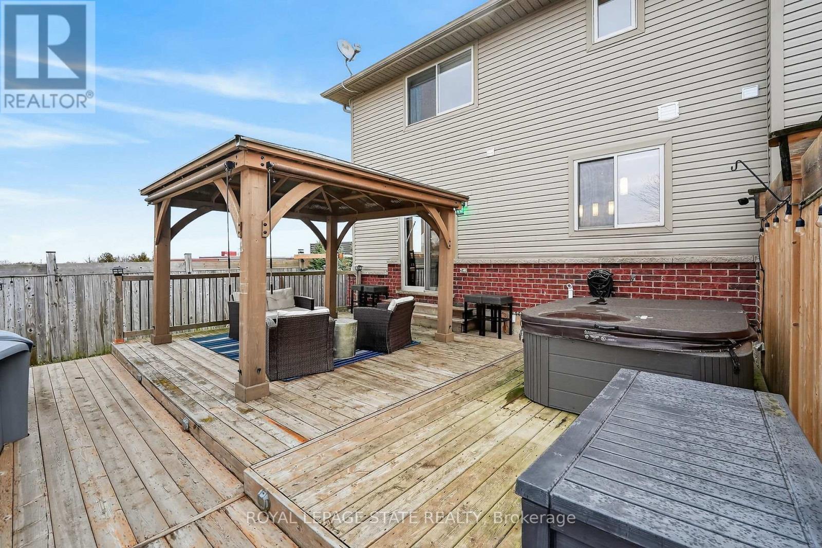 4100 Cassandra Drive, Lincoln (Beamsville), Ontario  L3J 0M5 - Photo 37 - X12914426