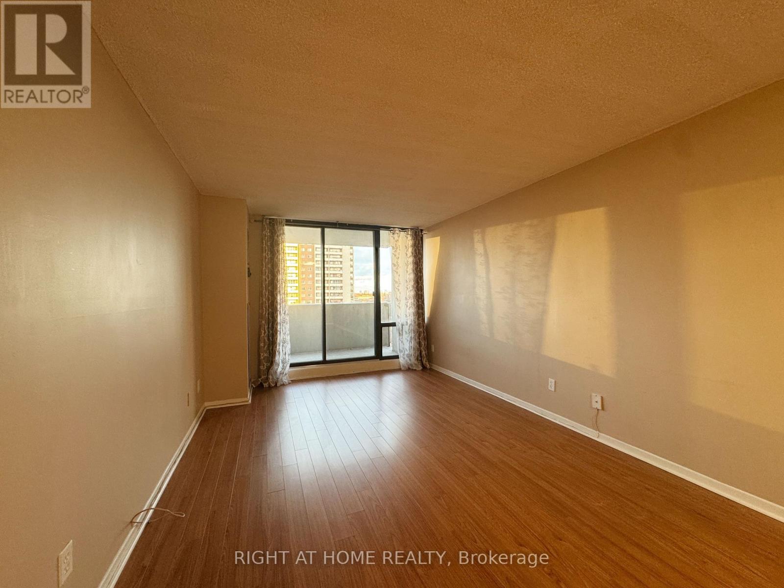 603 - 10 Tangreen Court, Toronto (Newtonbrook West), Ontario  M2M 4B9 - Photo 2 - C12914376