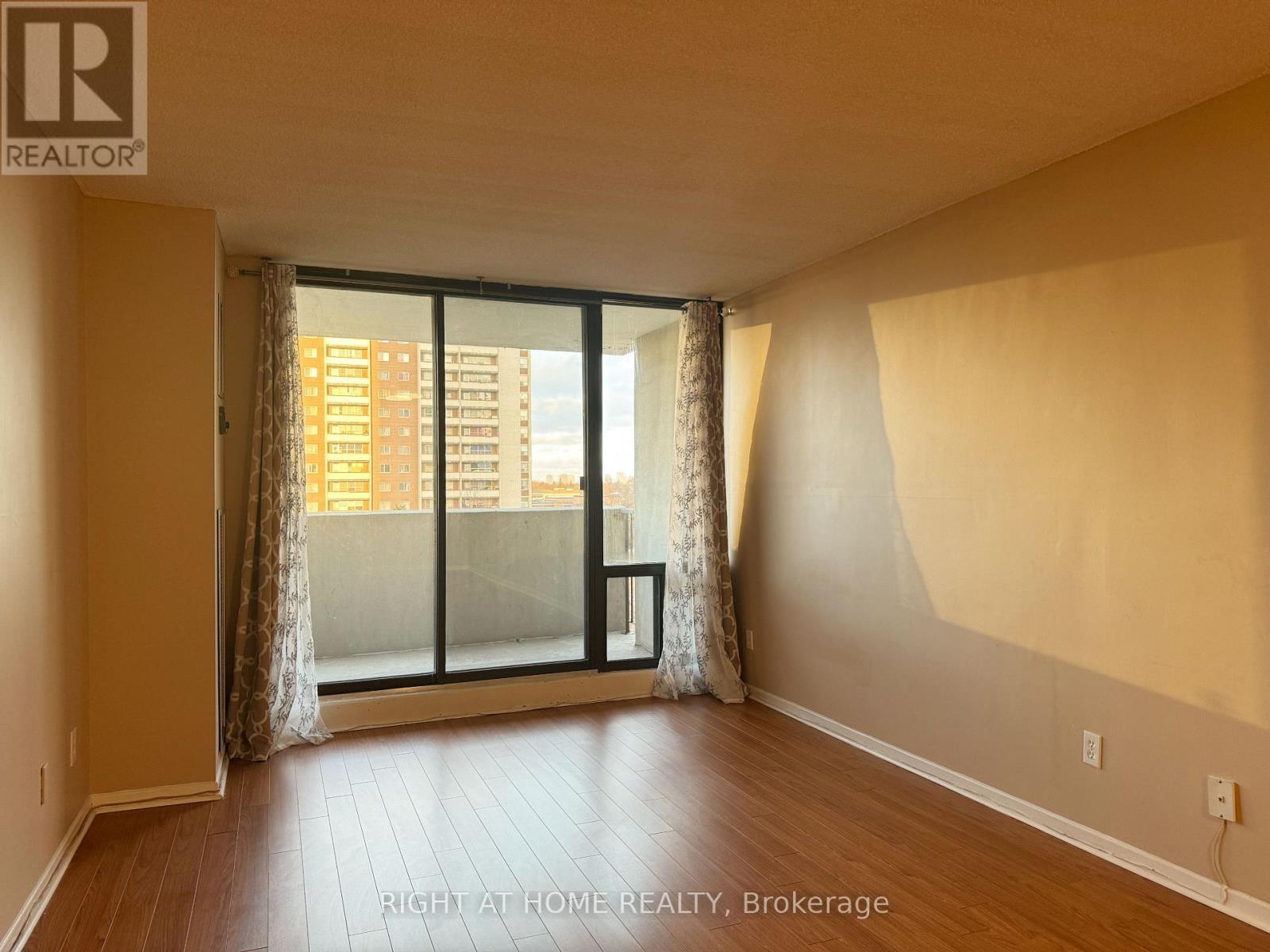 603 - 10 Tangreen Court, Toronto (Newtonbrook West), Ontario  M2M 4B9 - Photo 3 - C12914376