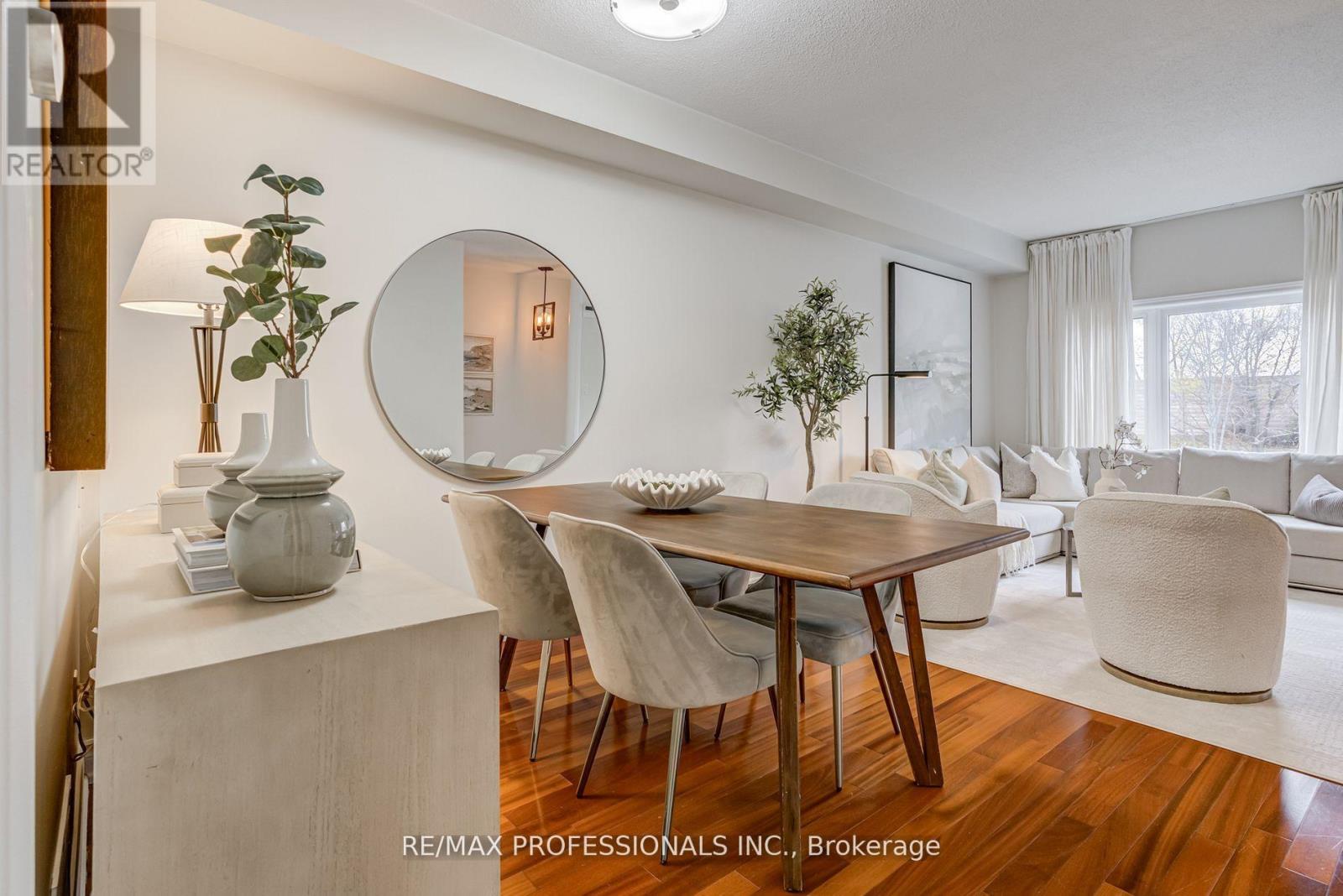 105 Harbourview Crescent, Toronto, Ontario  M8V 4A9 - Photo 7 - W12838380