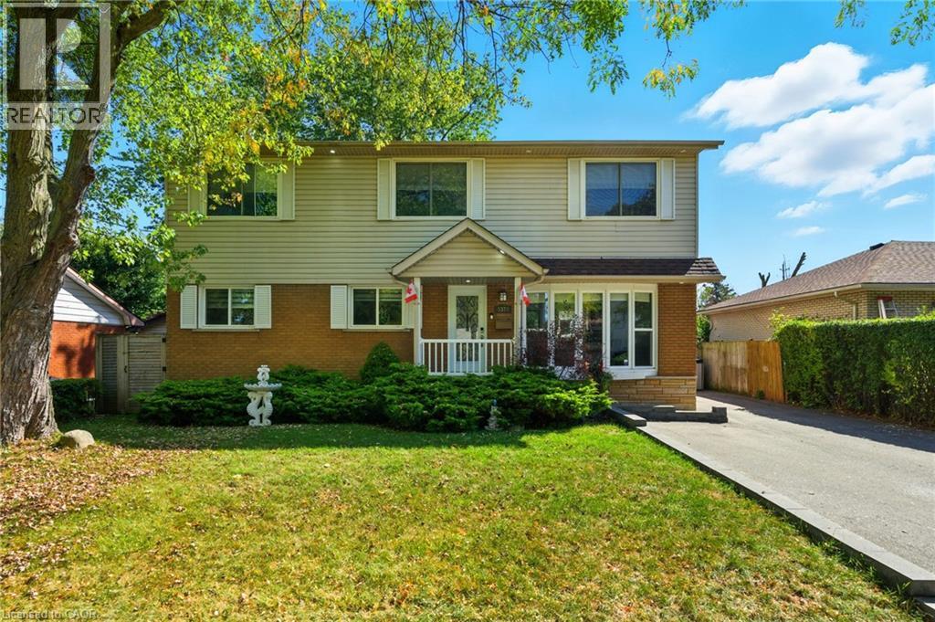 5372 SPRUCE Avenue, Burlington, Ontario