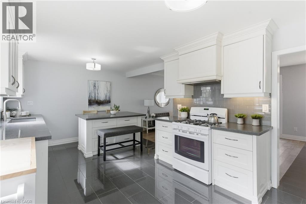 5372 Spruce Avenue, Burlington, Ontario  L7L 1N7 - Photo 12 - 40814496