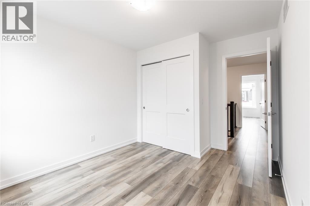 70 Kenesky Drive Unit# 4, Waterdown, Ontario  L8B 2A9 - Photo 23 - 40814253