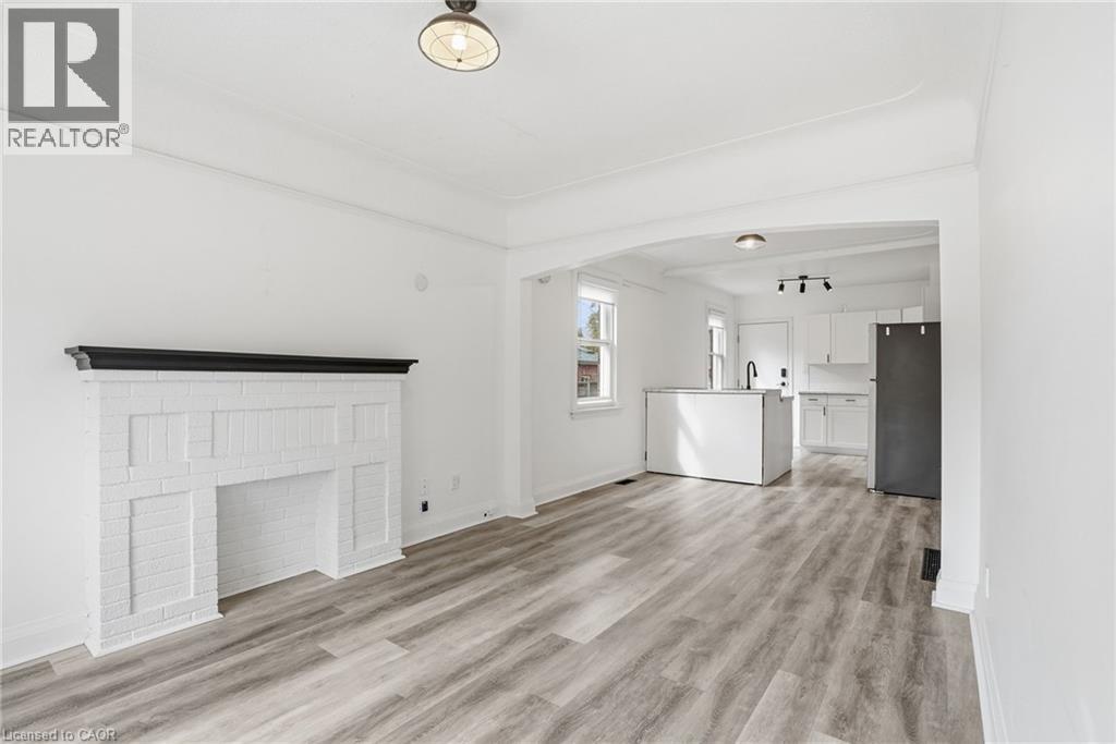 105 Longwood Road N Unit# 1, Hamilton, Ontario  L8S 3V5 - Photo 6 - 40814079