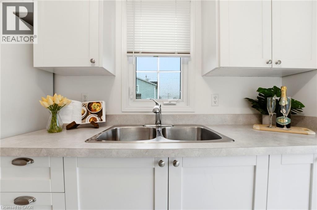 14 New Lakeshore Road Unit# 48, Port Dover, Ontario  N0A 1N8 - Photo 10 - 40813063