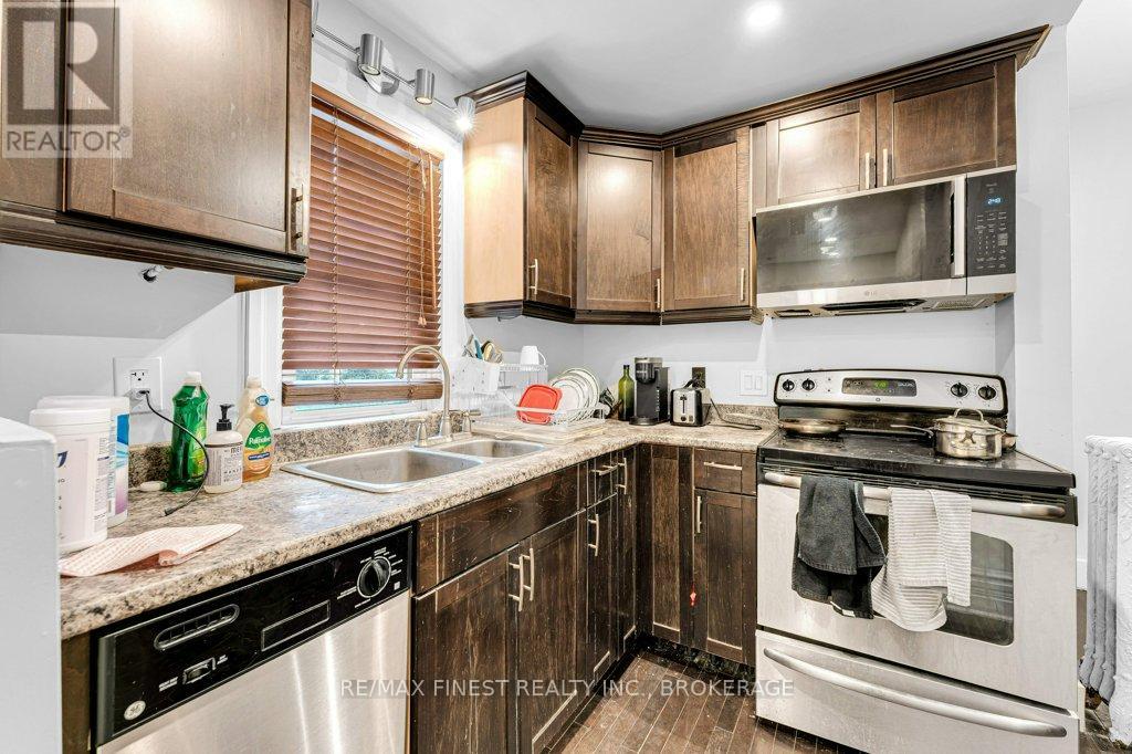 251 Barrie Street, Kingston, Ontario  K7L 3K8 - Photo 22 - X12914616