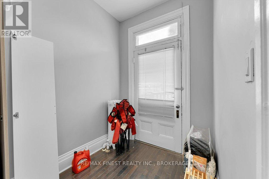 251 Barrie Street, Kingston, Ontario  K7L 3K8 - Photo 27 - X12914616