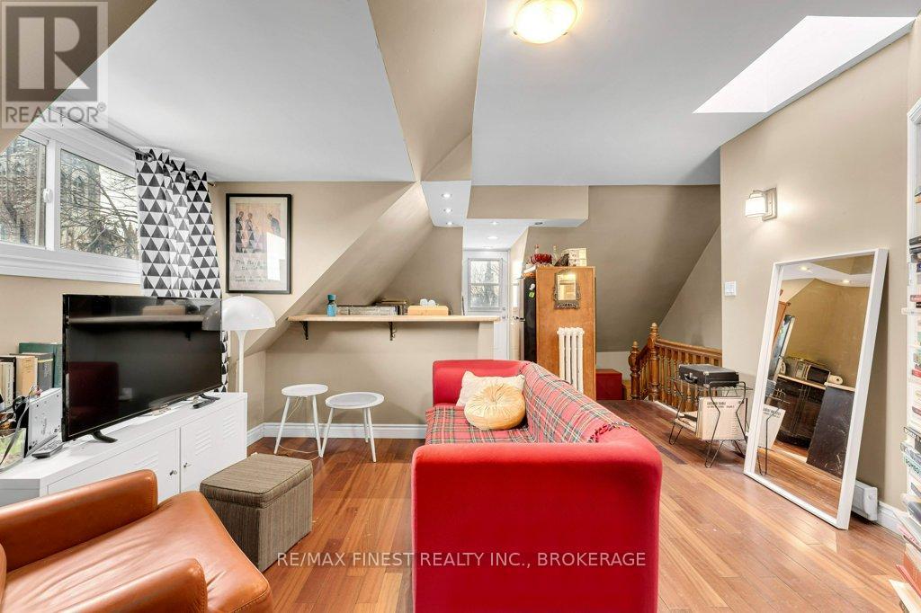 251 Barrie Street, Kingston, Ontario  K7L 3K8 - Photo 35 - X12914616