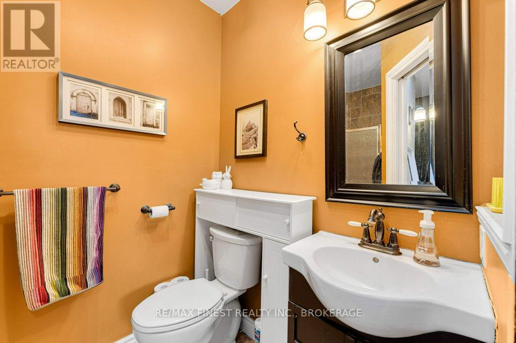 251 Barrie Street, Kingston, Ontario  K7L 3K8 - Photo 40 - X12914616