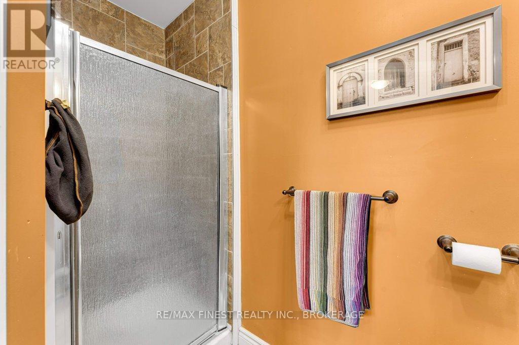 251 Barrie Street, Kingston, Ontario  K7L 3K8 - Photo 41 - X12914616